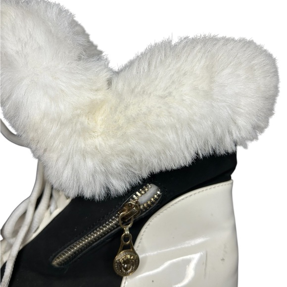 Stylish Women's Black and White Fur-Lined Boots - Picture 8 of 12